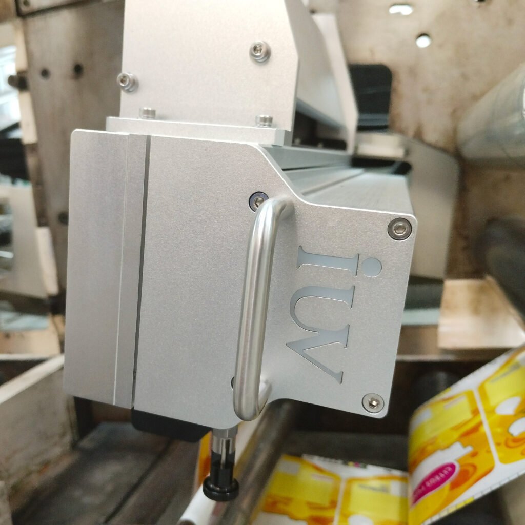 Преимущества LED УФ-отверждения для малого и среднего бизнеса в печатной промышленности