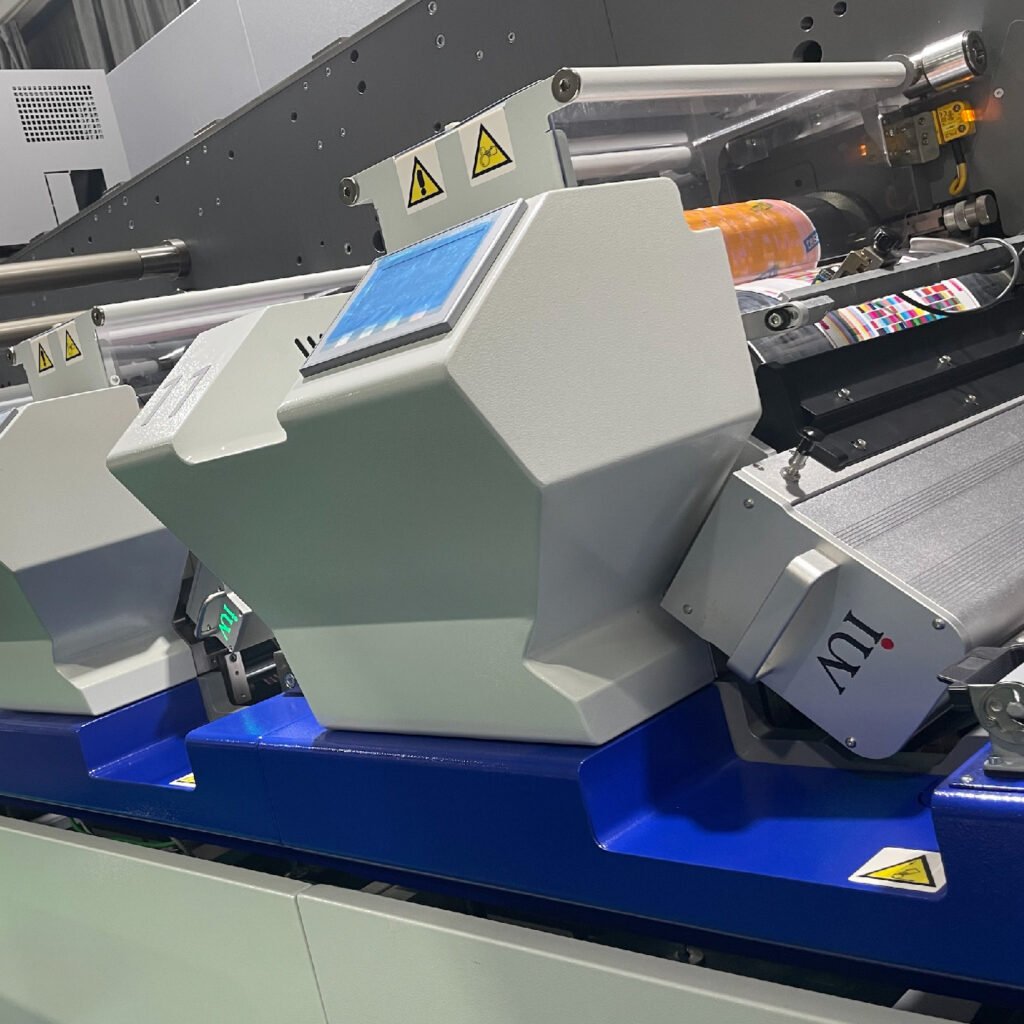 Система светодиодного УФ-отверждения точность и стабильность при печати на сложных материалах