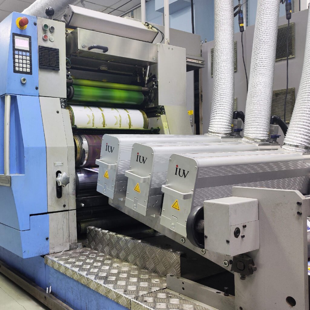 Интеграция систем светодиодного освещения в офсетную и цифровую печать