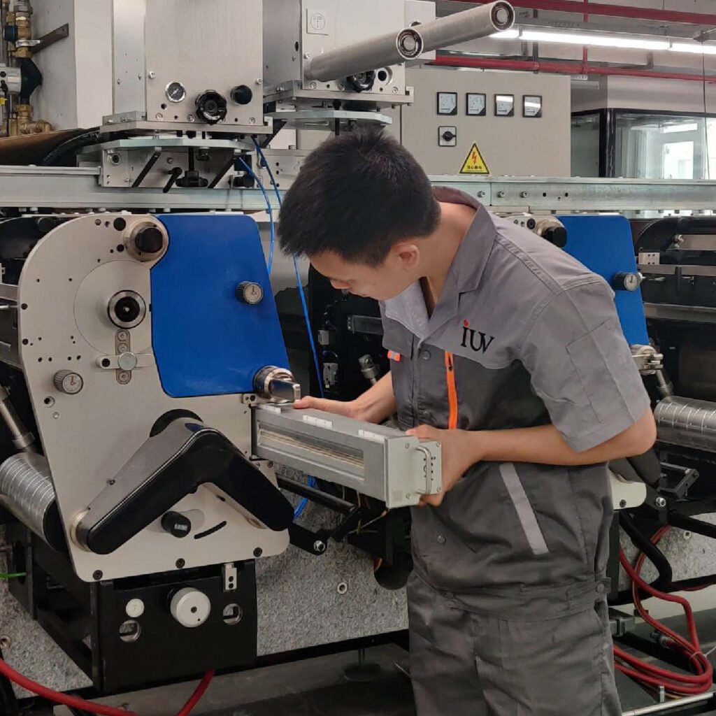 Оптимизация работы УФ-чернил в флексографической печати для максимальной адгезии