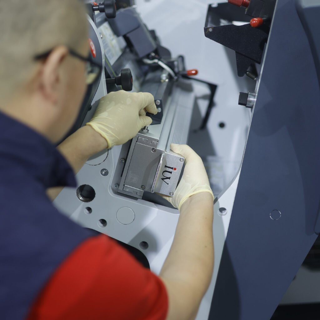 Оптимизация расхода энергии при использовании систем светодиодного УФ-отверждения в типографиях