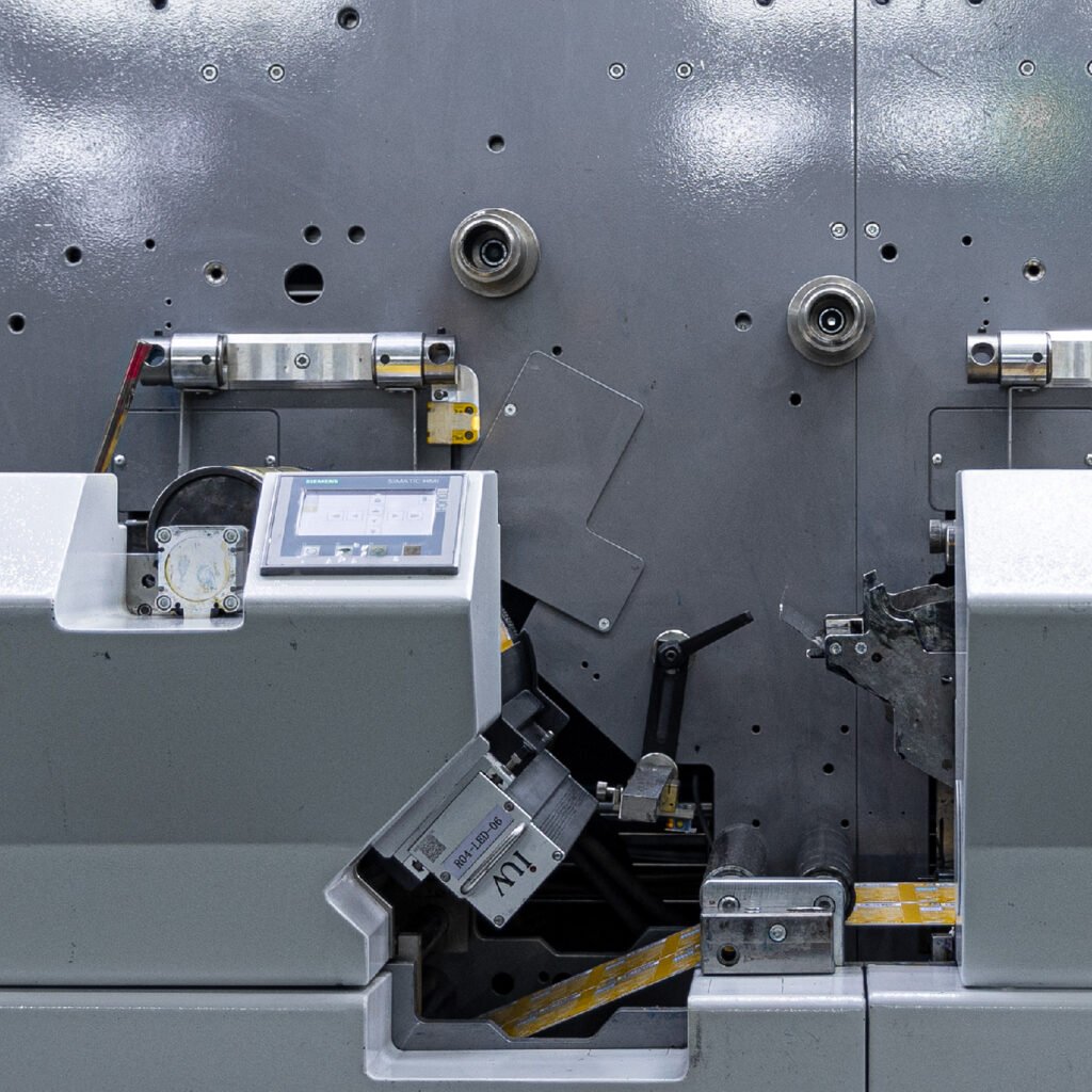 Применение системы светодиодного охлаждения в узкорулонных печатных машинах