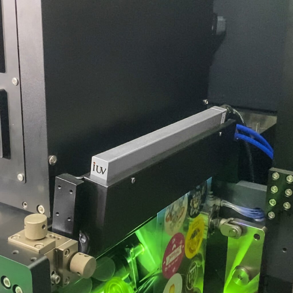 Святлодыёдныя УФ-сістэмы для офсэтнага друку новая хуткасць і стабільнасць якасці