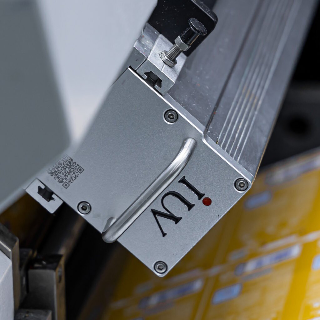 Святлодыёдныя УФ-сістэмы для офсэтнага друку новыя магчымасці для друкарняў