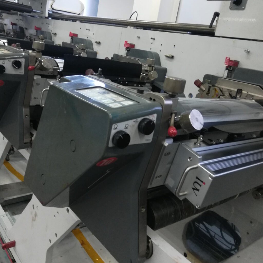 Система светодиодного УФ-отверждения новая эпоха точной и быстрой печати этикеток