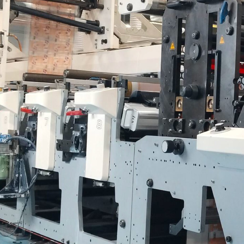 Как LED UV технологии улучшают стабильность цветопередачи в флексографской печати