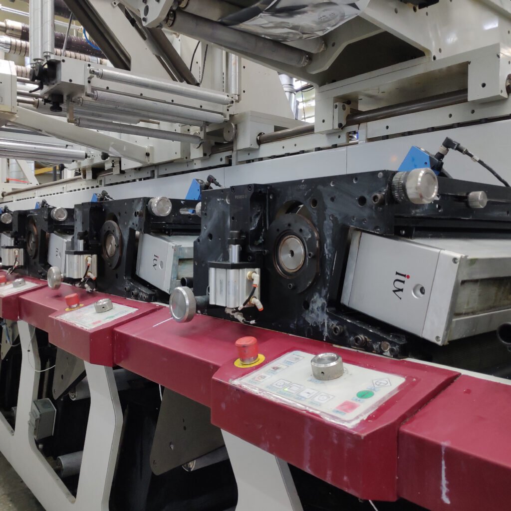 Как LED-флексография помогает расширять ассортимент этикеточных материалов и эффектов