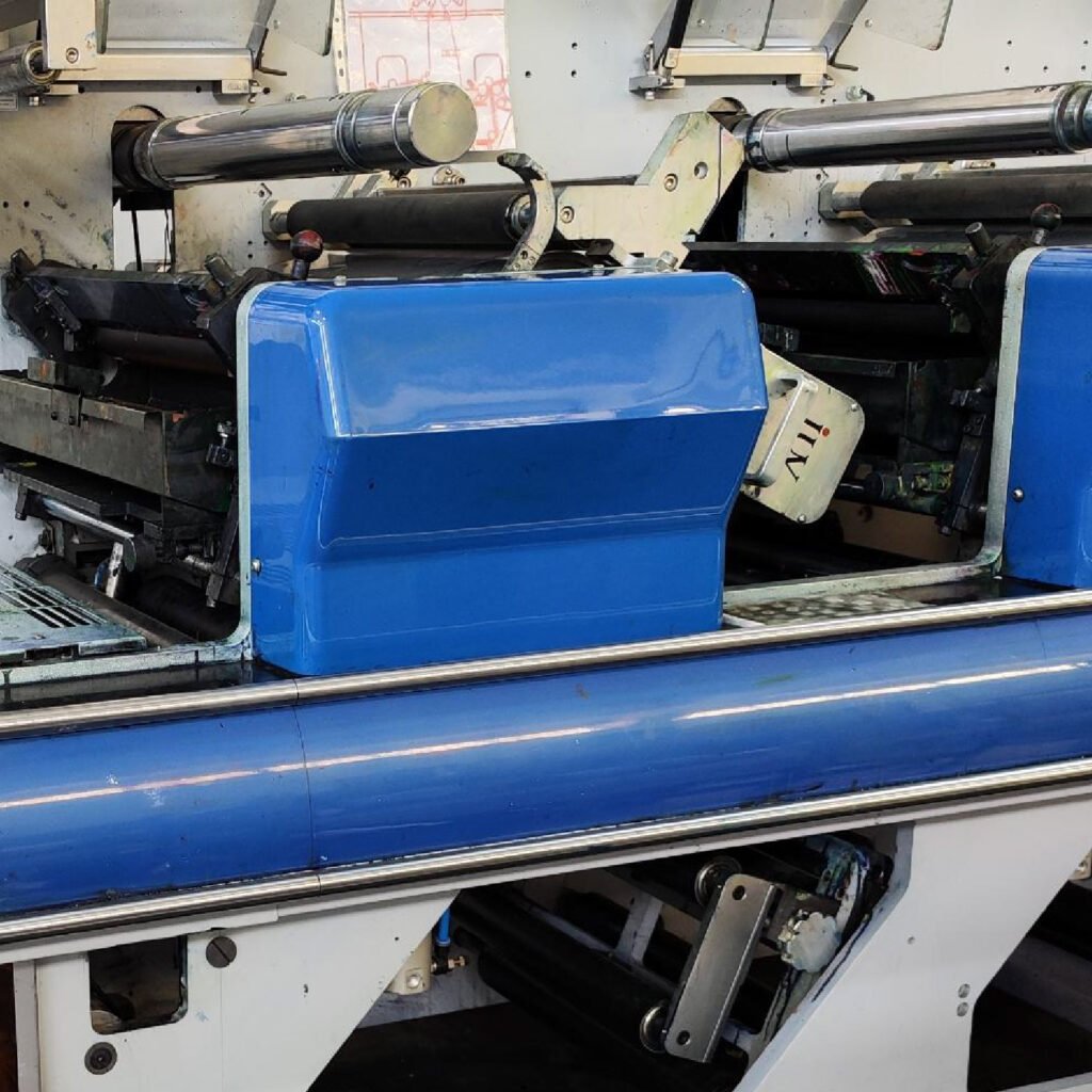 Почему LED-УФ-сушки стали ключевым элементом узкой флексопечати для премиальных этикеток