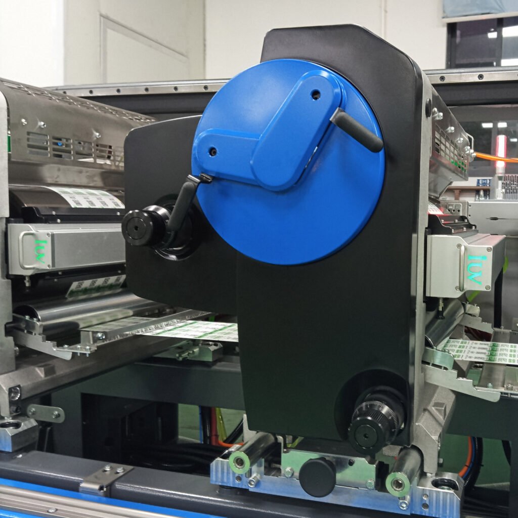 УФ-LED-рэфтрафіт у вузкай флексаграфіі рост хуткасці, зніжэнне тэмпературы, стабільны вынік