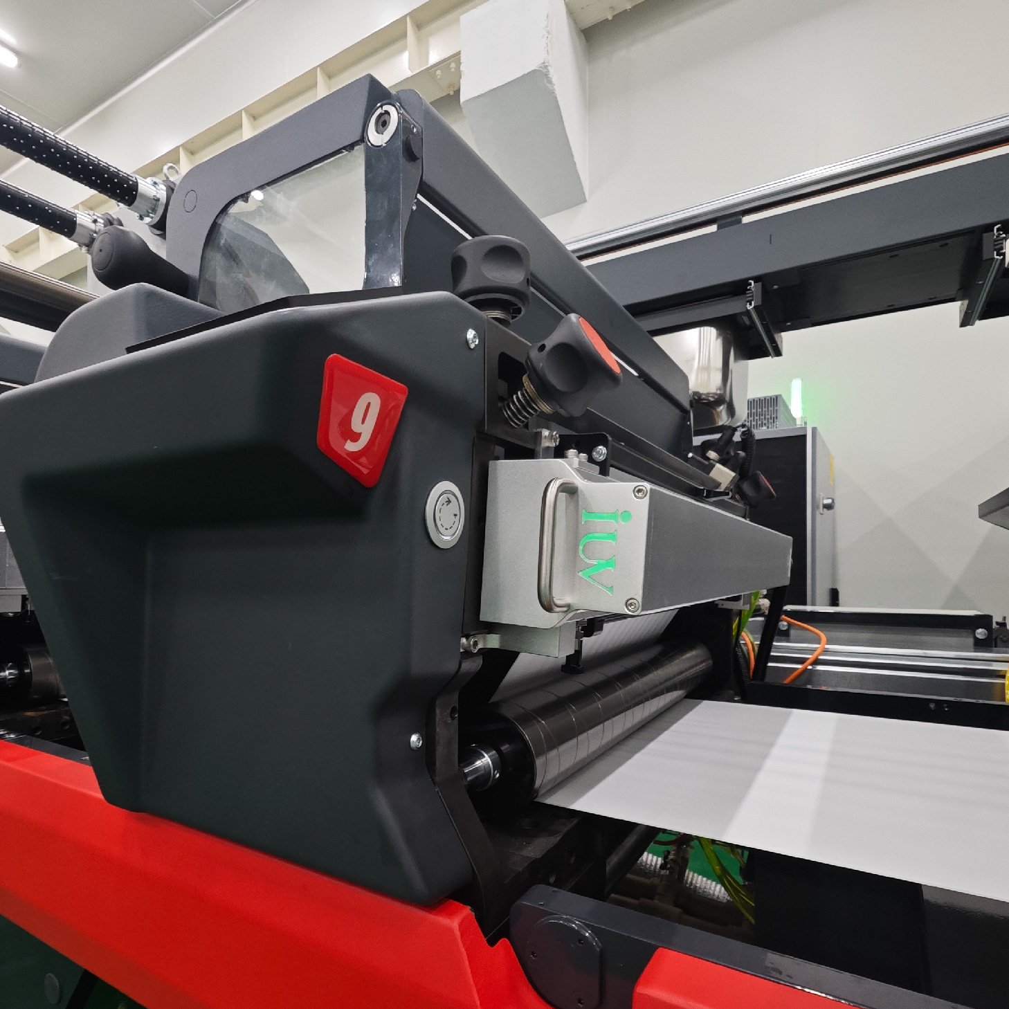 Пошаговая инструкция по переходу с традиционной УФ-сушки на LED-отверждение в узкорулонной печати экономия энергии и качество печати